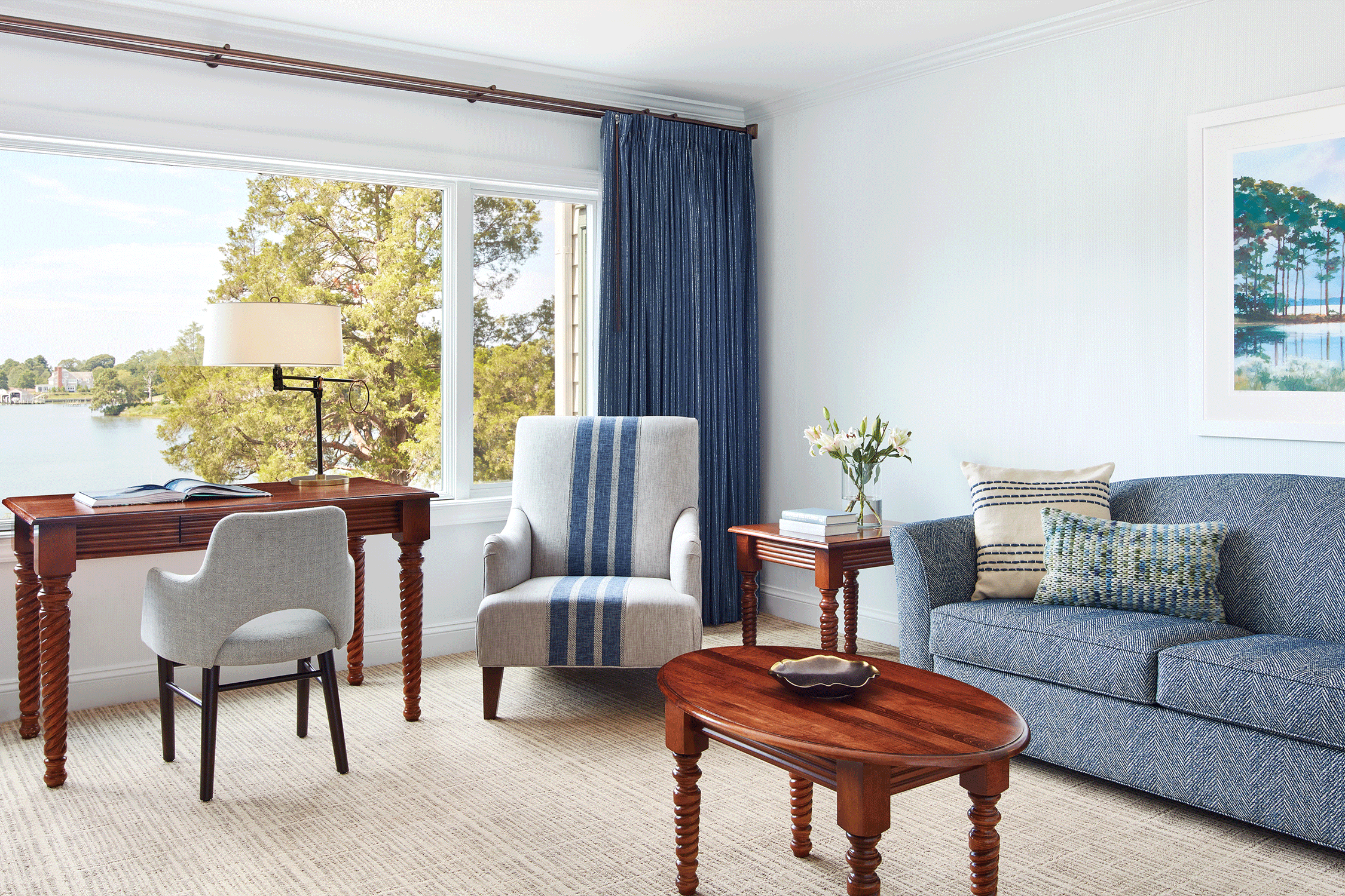 Vista suite living room area